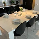 Apartament Saunallinen Kolmio Tampereen Ydinkeskustassa *