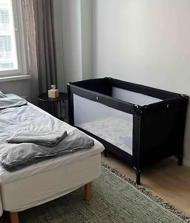 Saunallinen Kolmio Tampereen Ydinkeskustassa * タンペレ